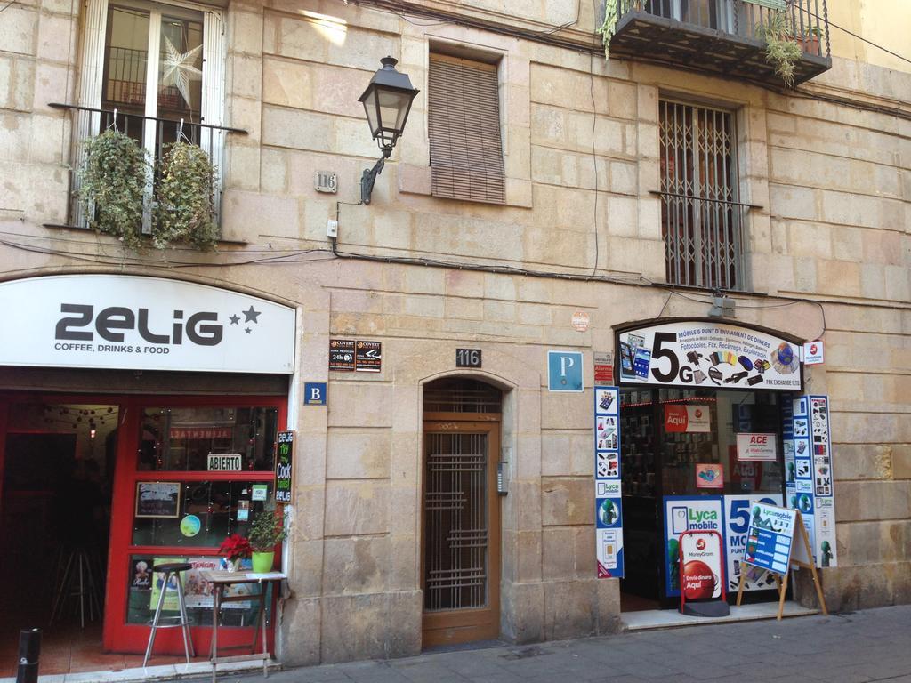 Pension Bertolin Barcelona Kültér fotó